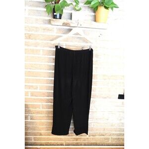 Chico’s Travelers Size 2 L 12-14 Black Zipper Hem Crop Pants slinky acetate